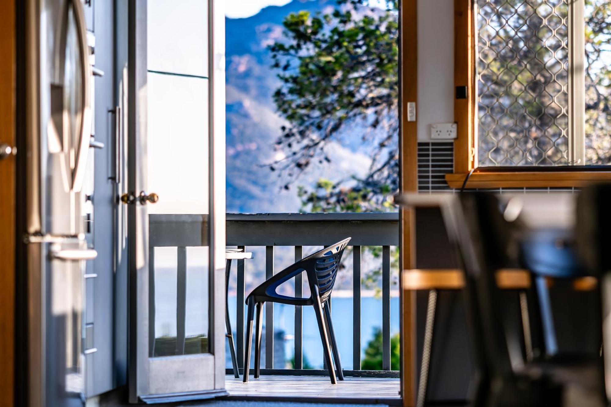 The Lookout ~ Large Family House With Views Villa Coles Bay Exterior photo