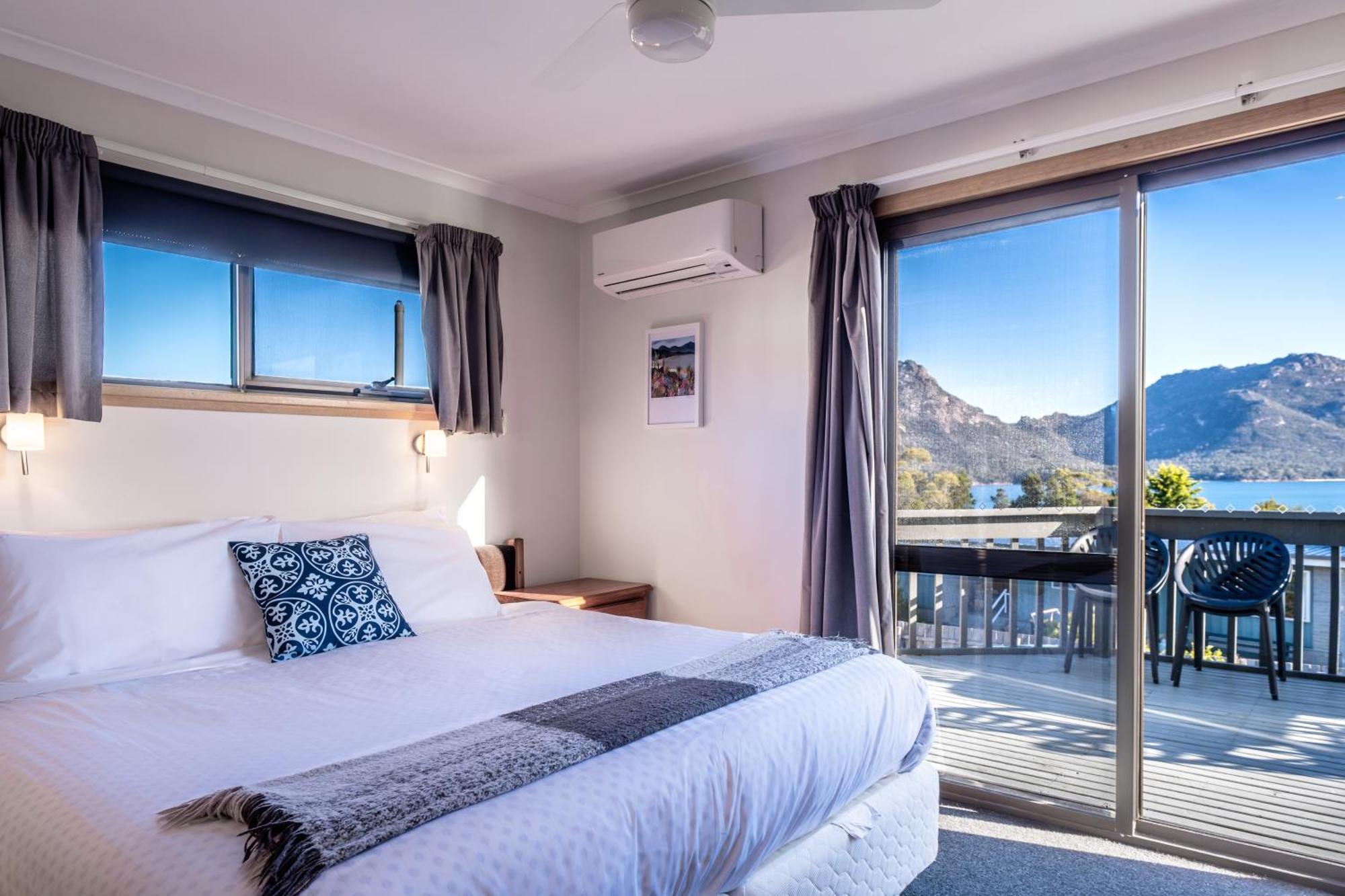 The Lookout ~ Large Family House With Views Villa Coles Bay Exterior photo
